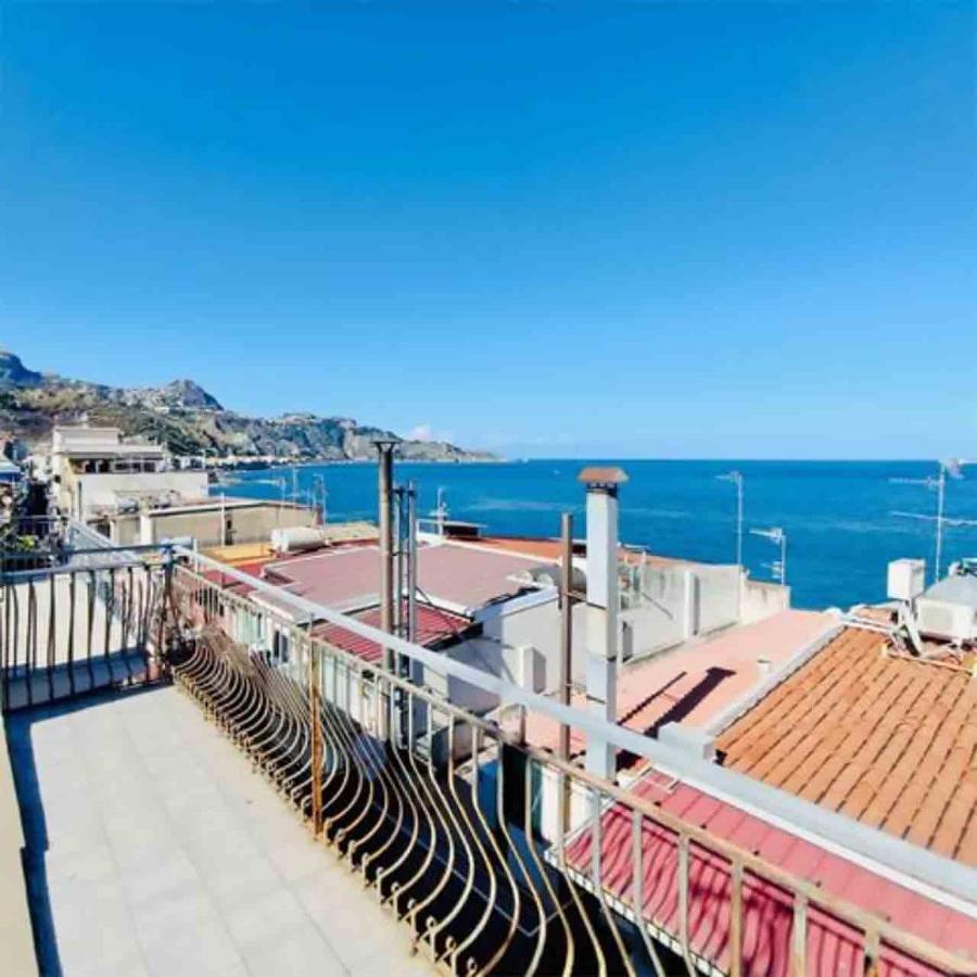 Naxos 101 Apartment A Due Passi Dal Mare Giardini Naxos Exteriör bild